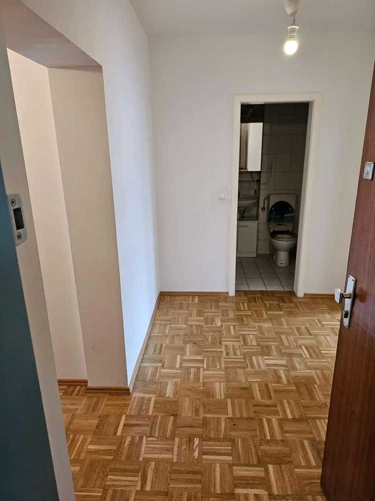2 Zimmer Wohnung mit 50 m² in München – Bild 9