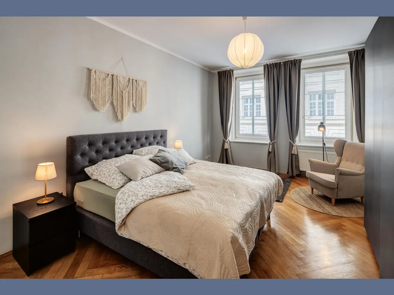 6 Zimmer Wohnung mit 150 m² in München – Bild 5