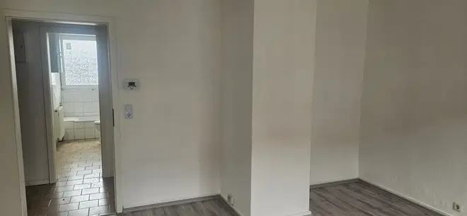 1 room apartment with 38 m² in Wuppertal – Photo 6
