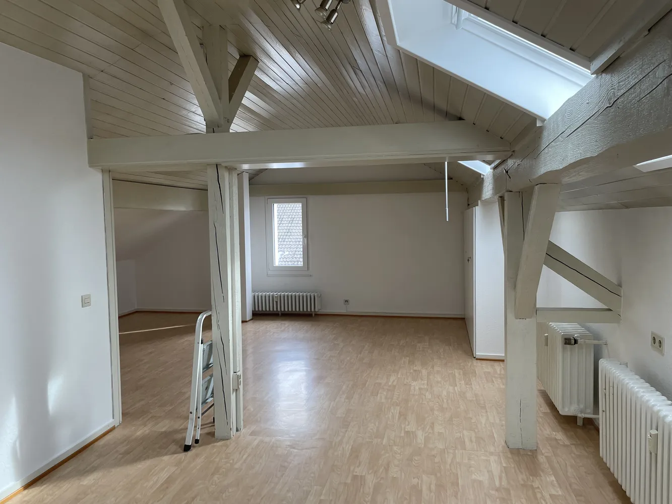 2 Zimmer Wohnung mit 64 m² in Köln – Bild 1