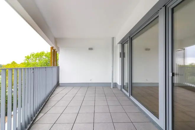 4 Zimmer Wohnung mit 139 m² in Frankfurt am Main – Bild 2