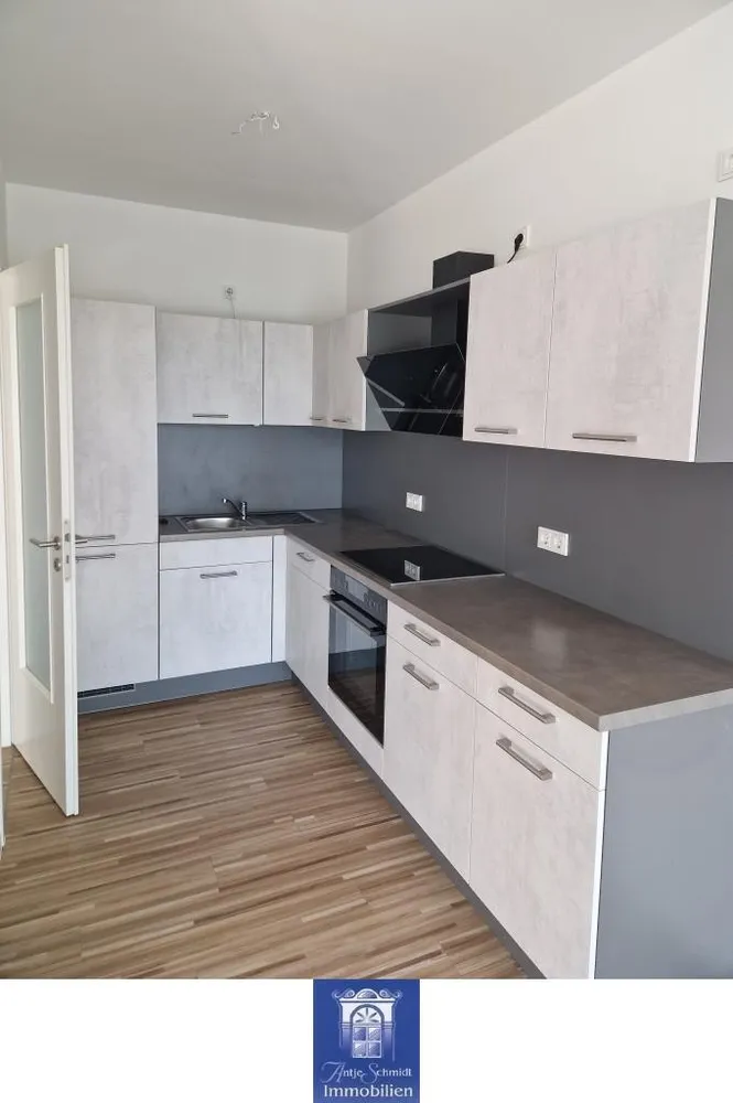 4 Zimmer Wohnung mit 101 m² in Dresden – Bild 1