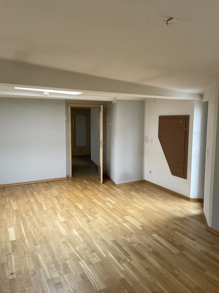 4 Zimmer Wohnung mit 108 m² in Görlitz – Bild 2