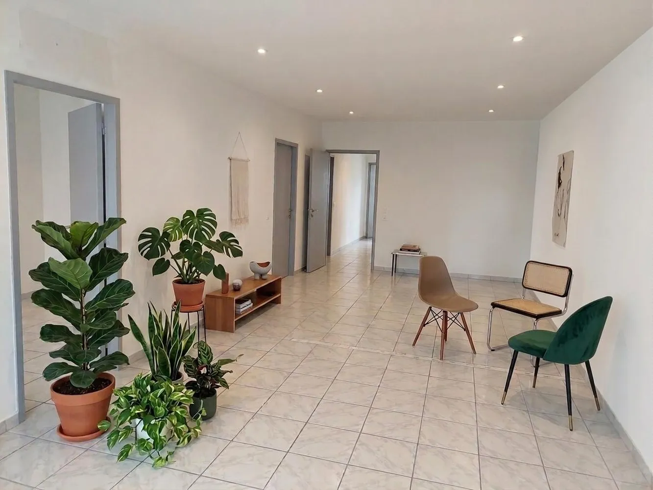 2 room apartment with 80 m² in Aachen – Photo 2