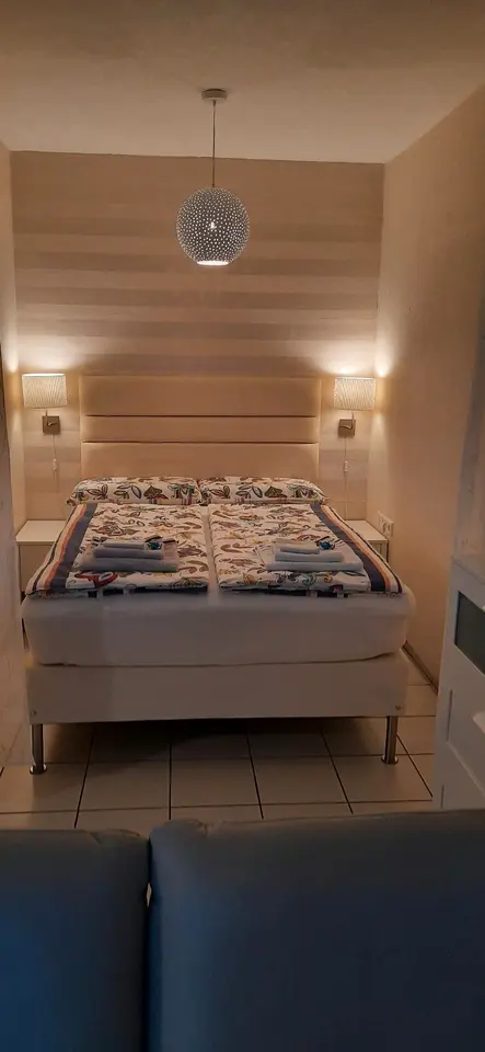 WG-Zimmer mit 50 m² in Koblenz – Bild 3