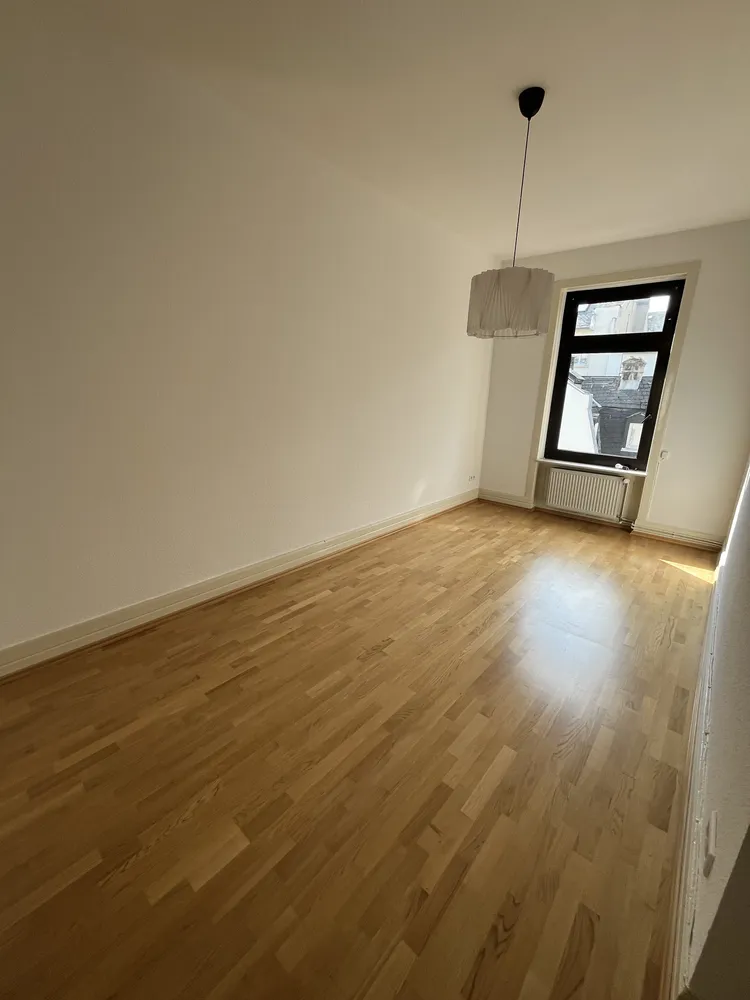 2 Zimmer Wohnung mit 63 m² in Frankfurt am Main – Bild 2