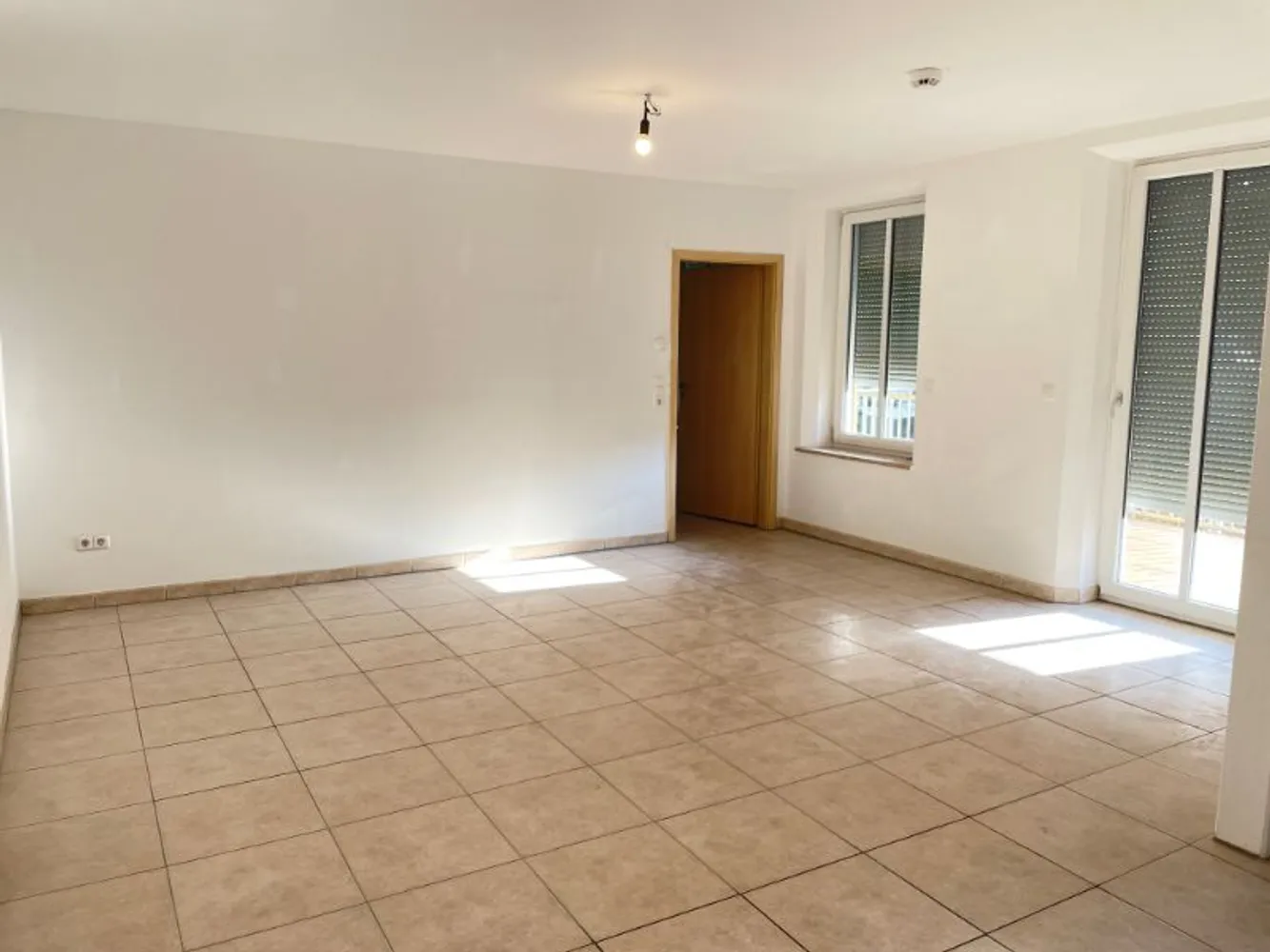 5 Zimmer Wohnung mit 105 m² in Fürth – Bild 1