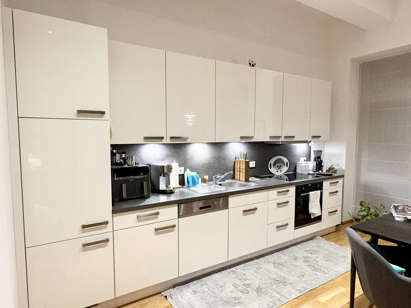 2 Zimmer Wohnung mit 82 m² in Frankfurt am Main – Bild 4