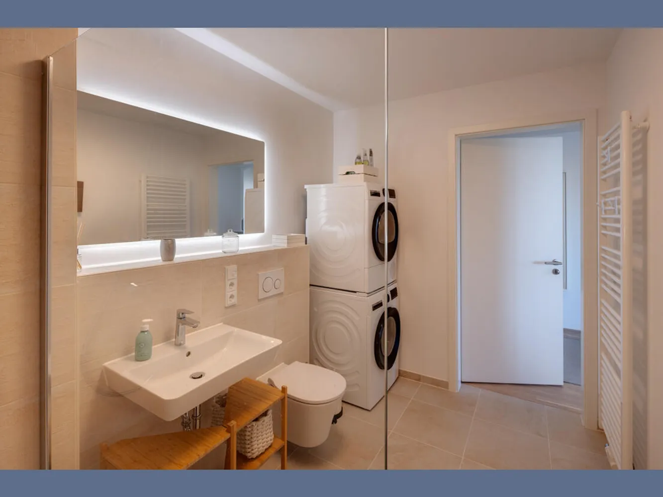 2 room apartment with 69 m² in Munich – Photo 10