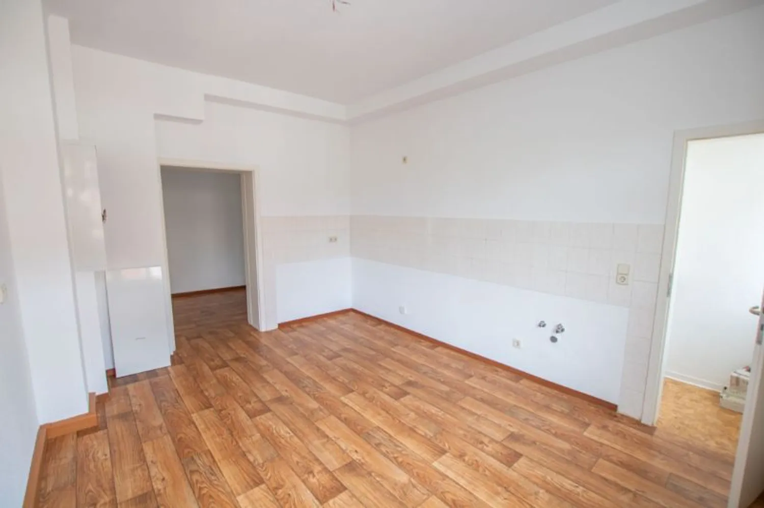 2 Zimmer Wohnung mit 85 m² in Halle (Saale) – Bild 6