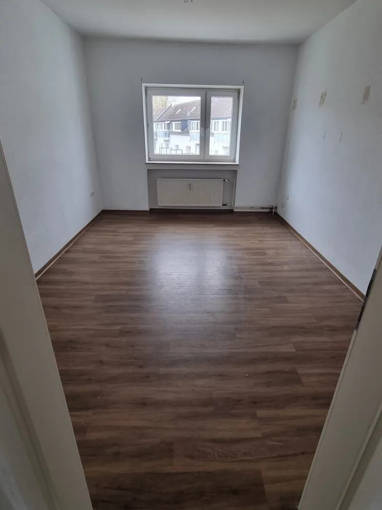 3 Zimmer Wohnung mit 70 m² in Düsseldorf – Bild 2