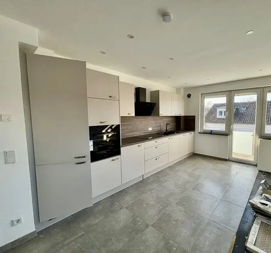 2 Zimmer Wohnung mit 100 m² in Frankfurt am Main – Bild 4