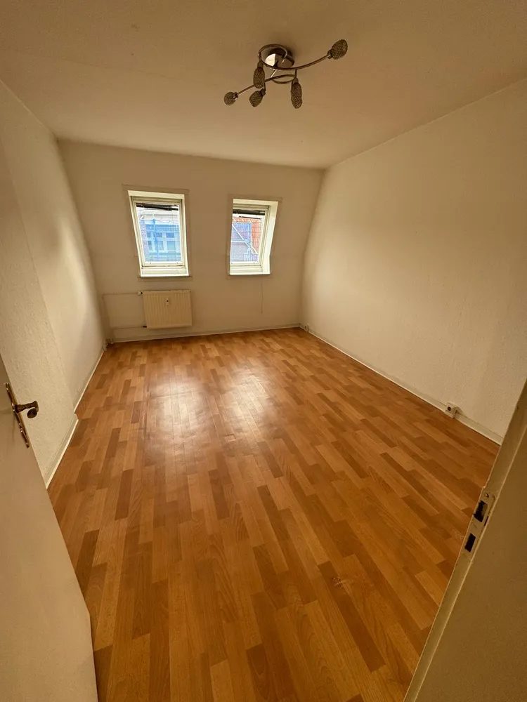 4 Zimmer Wohnung mit 93 m² in Schwerin – Bild 12