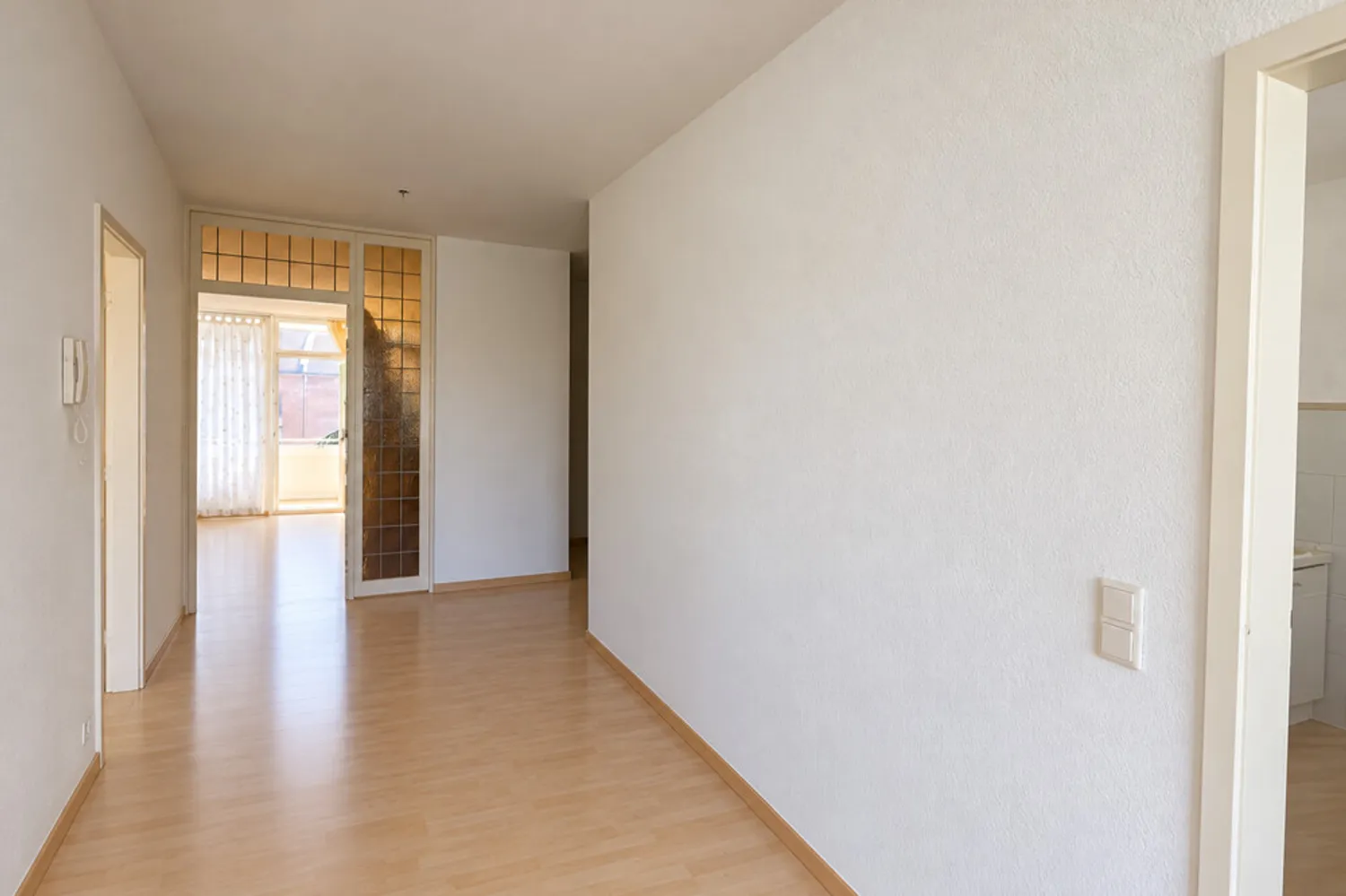 2 room apartment with 72 m² in Düsseldorf – Photo 3