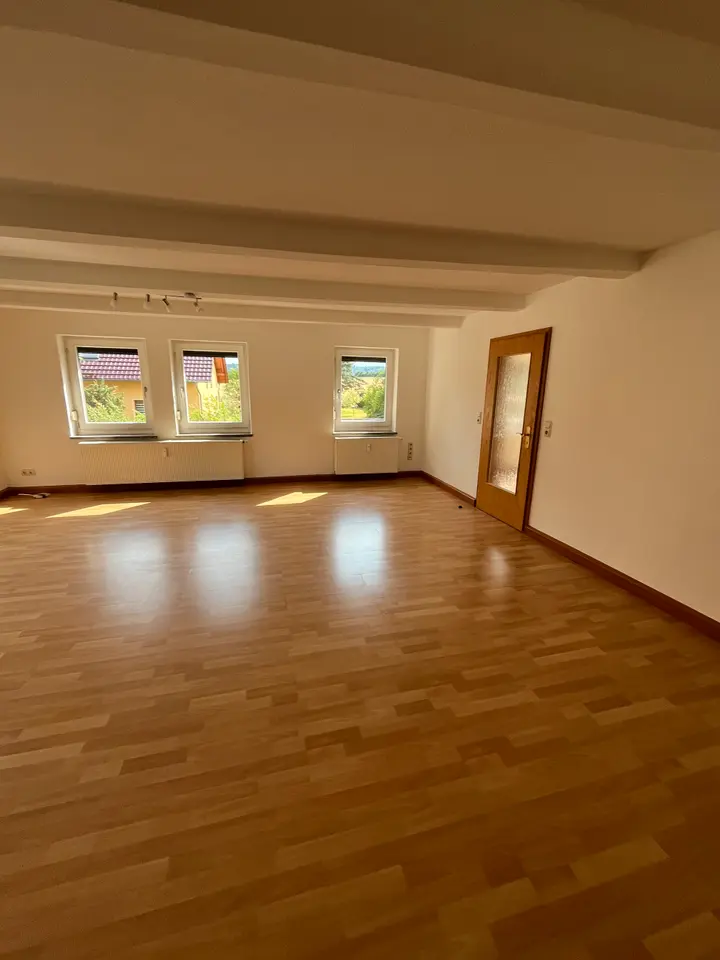 3 Zimmer Wohnung mit 106 m² in Löbau – Bild 1
