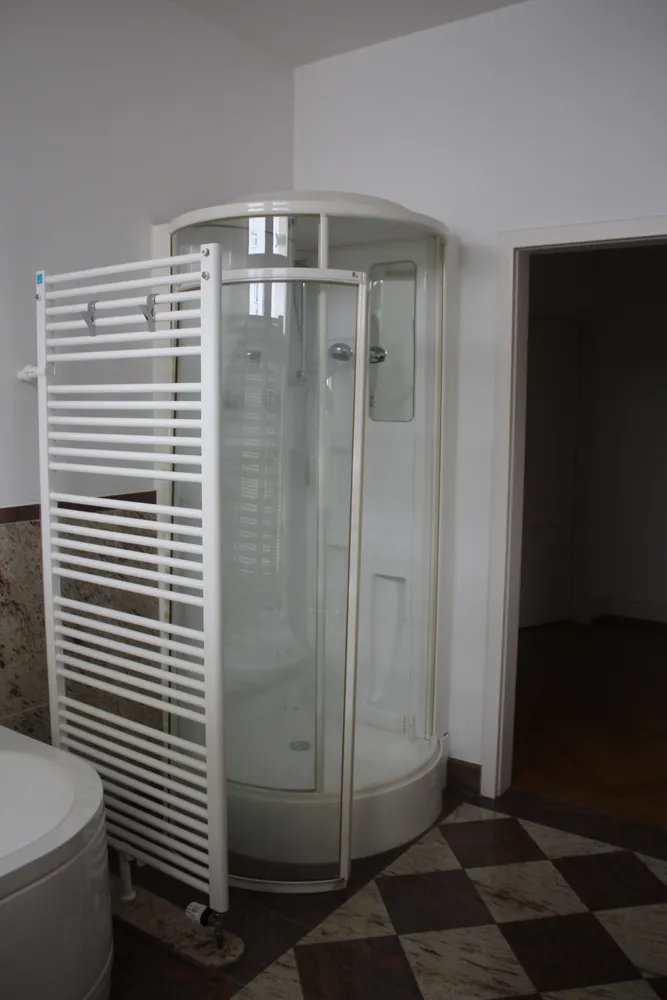10 Zimmer Wohnung mit 320 m² in Frankfurt am Main – Bild 11
