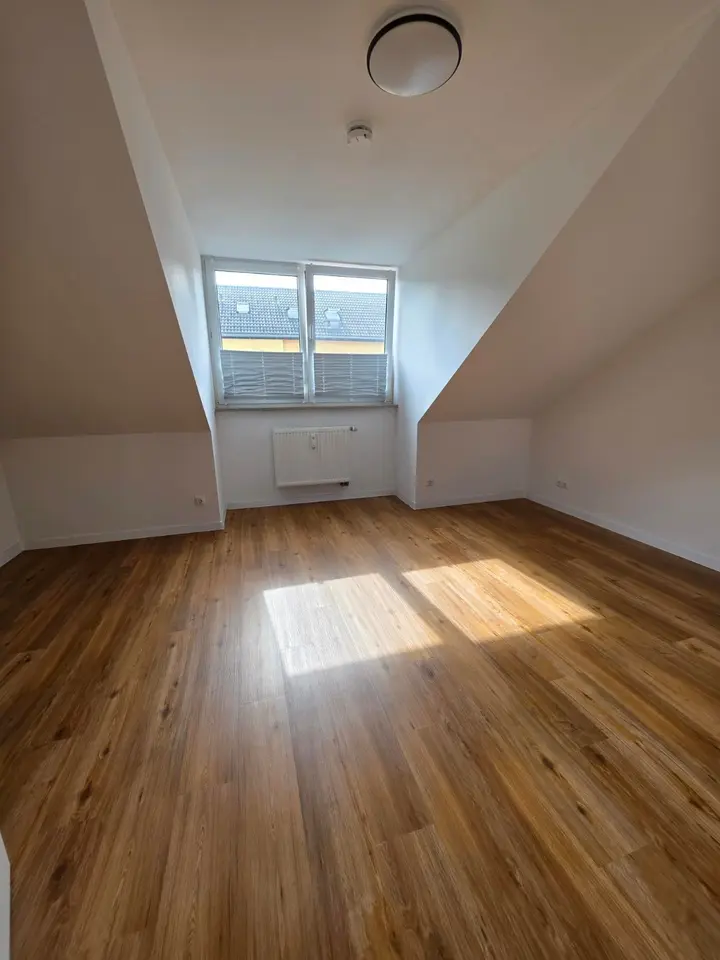 2 Zimmer Wohnung mit 61 m² in Hof – Bild 1