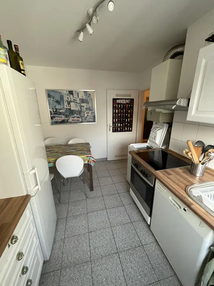 3 Zimmer Wohnung mit 96 m² in Karlsruhe – Bild 2