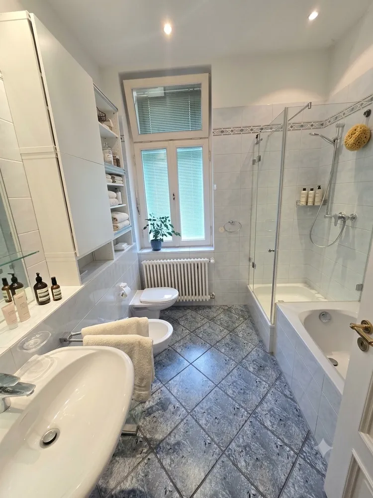 3 Zimmer Wohnung mit 130 m² in München – Bild 7