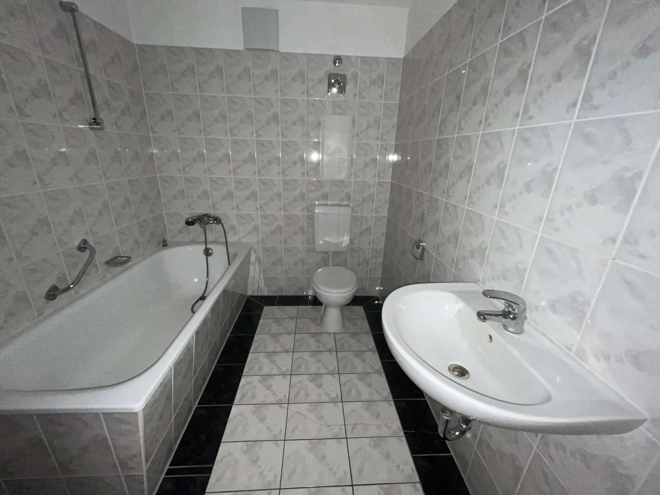 3 Zimmer Wohnung mit 79 m² in Halberstadt – Bild 12