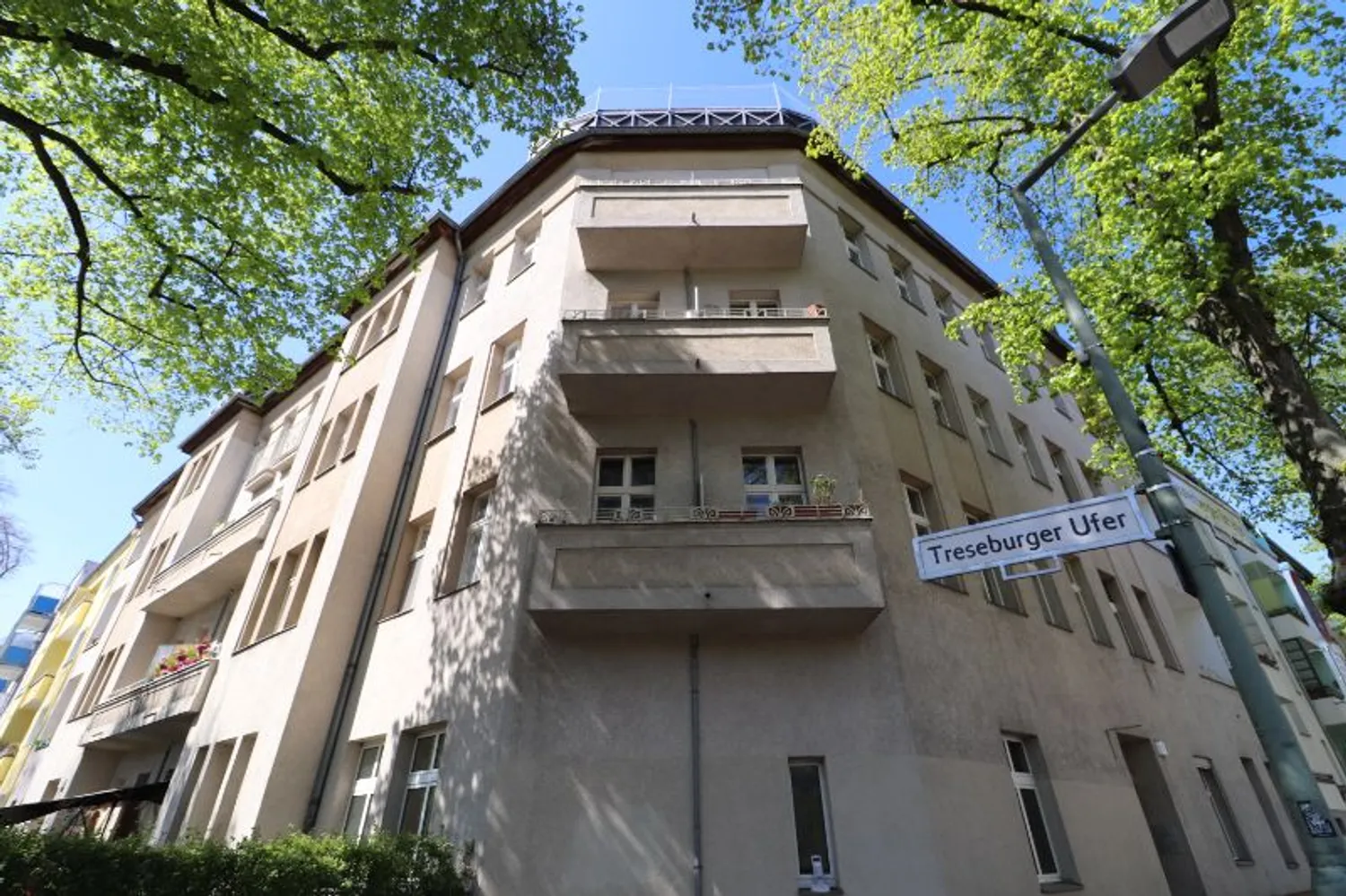 2 Zimmer Wohnung mit 67 m² in Berlin – Bild 1