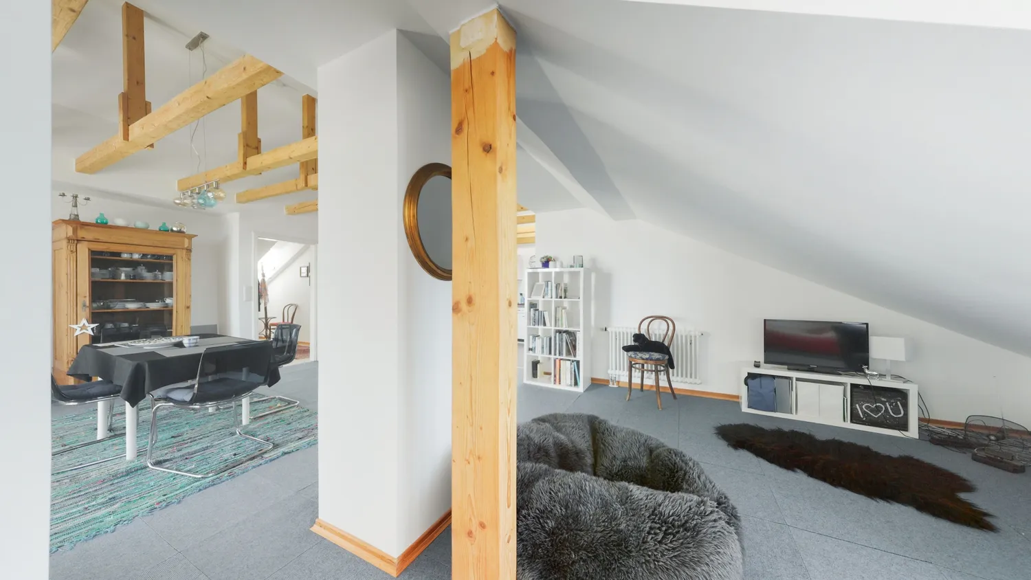 3 Zimmer Wohnung mit 115 m² in Kassel – Bild 2