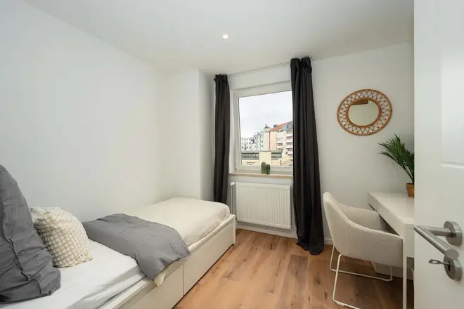WG-Zimmer mit 14 m² in München – Bild 2