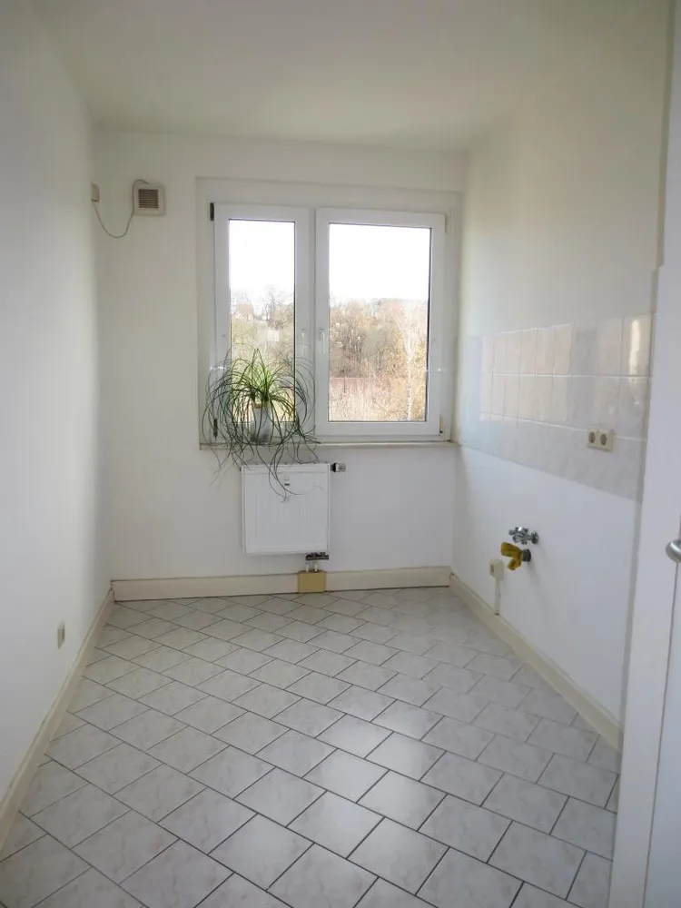 2 Zimmer Wohnung mit 46 m² in Werdau – Bild 3