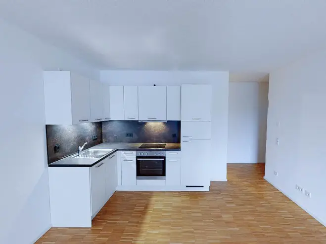 2 Zimmer Wohnung mit 76 m² in Berlin – Bild 2