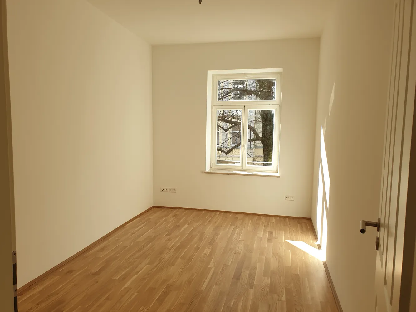 4 room apartment with 103 m² in Chemnitz – Photo 8