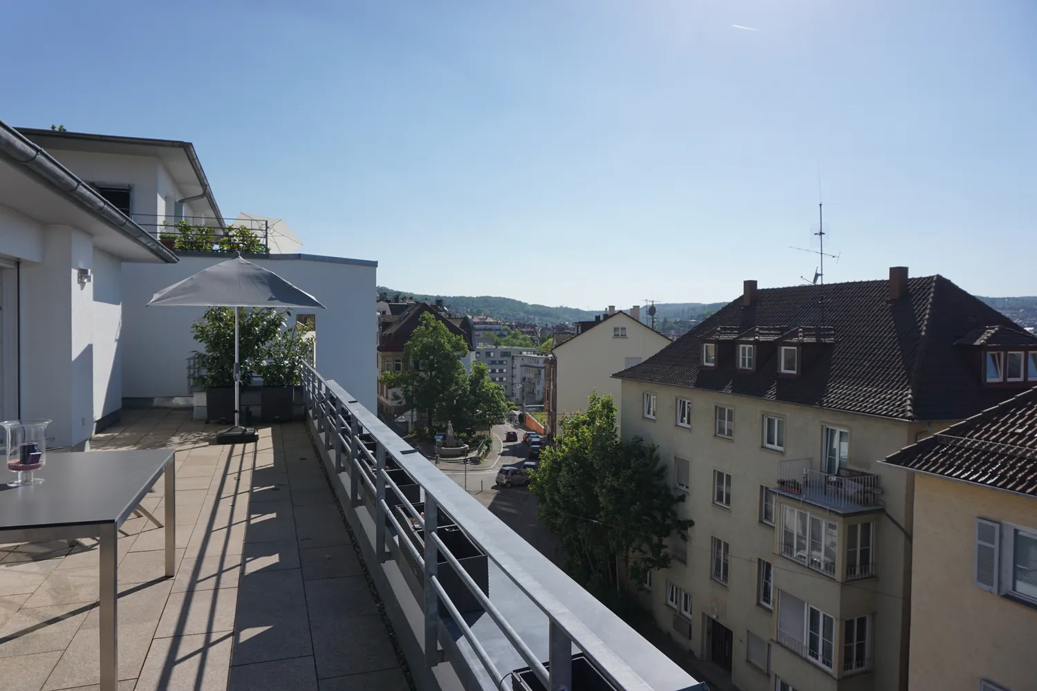 3 Zimmer Wohnung mit 115 m² in Stuttgart – Bild 2