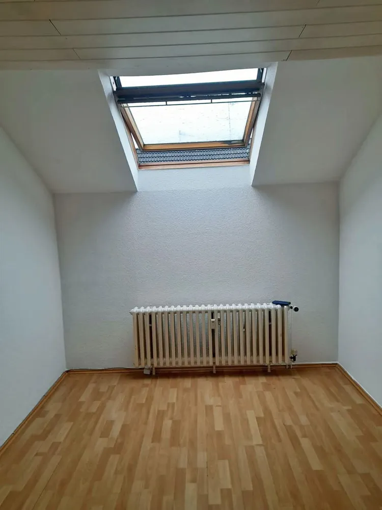 2 Zimmer Wohnung mit 65 m² in Oberhausen – Bild 2