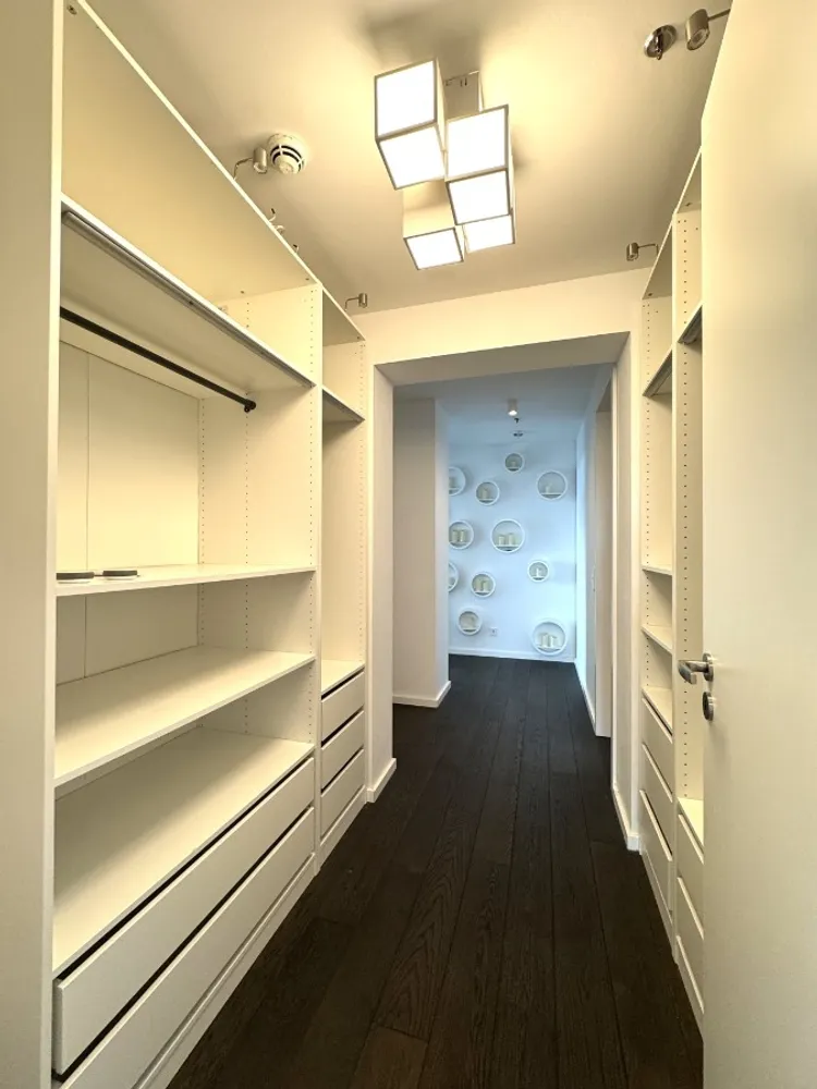 3 room apartment with 122 m² in Frankfurt am Main – Photo 4