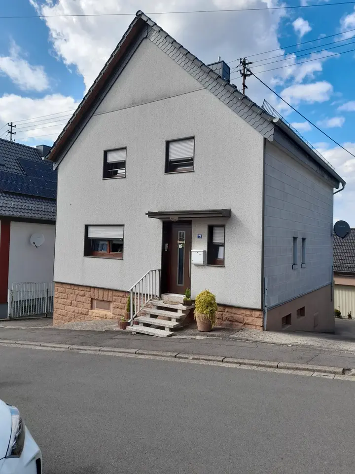 5 Zimmer Haus mit 140 m² in Saarbrücken – Bild 6