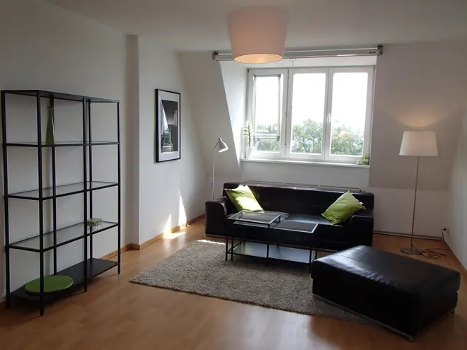 2 Zimmer Wohnung mit 70 m² in Berlin – Bild 3