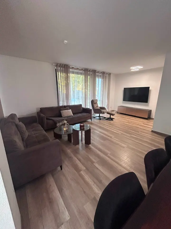 4 Zimmer Wohnung mit 100 m² in Bremen – Bild 2
