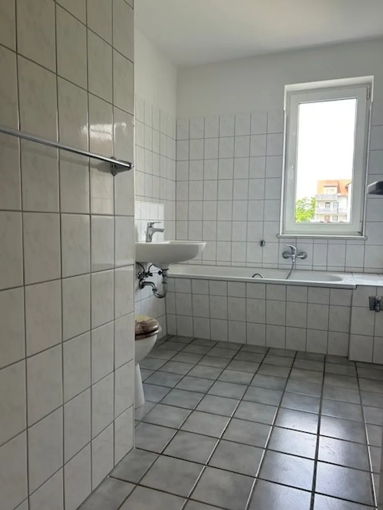 2 Zimmer Wohnung mit 60 m² in Naumburg (Saale) – Bild 7