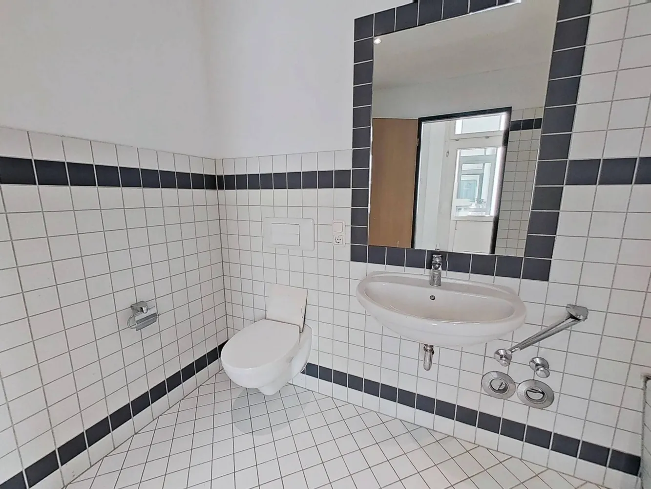 3 Zimmer Wohnung mit 105 m² in Magdeburg – Bild 4