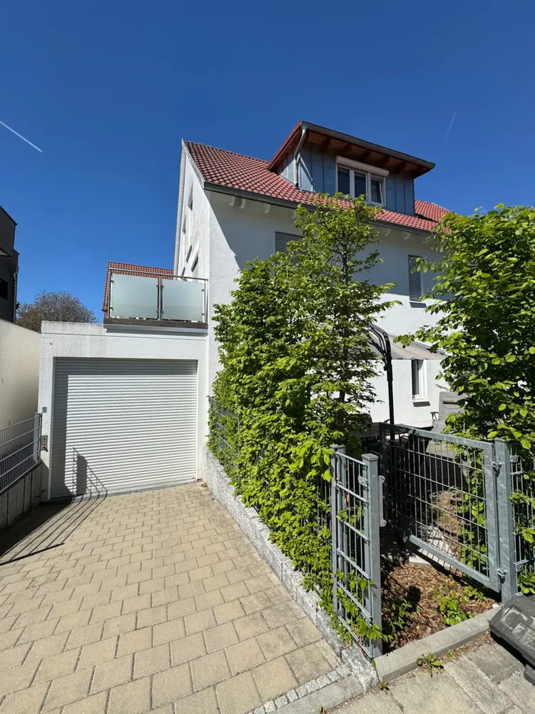 Shared room with 15 m² in Munich – Photo 1