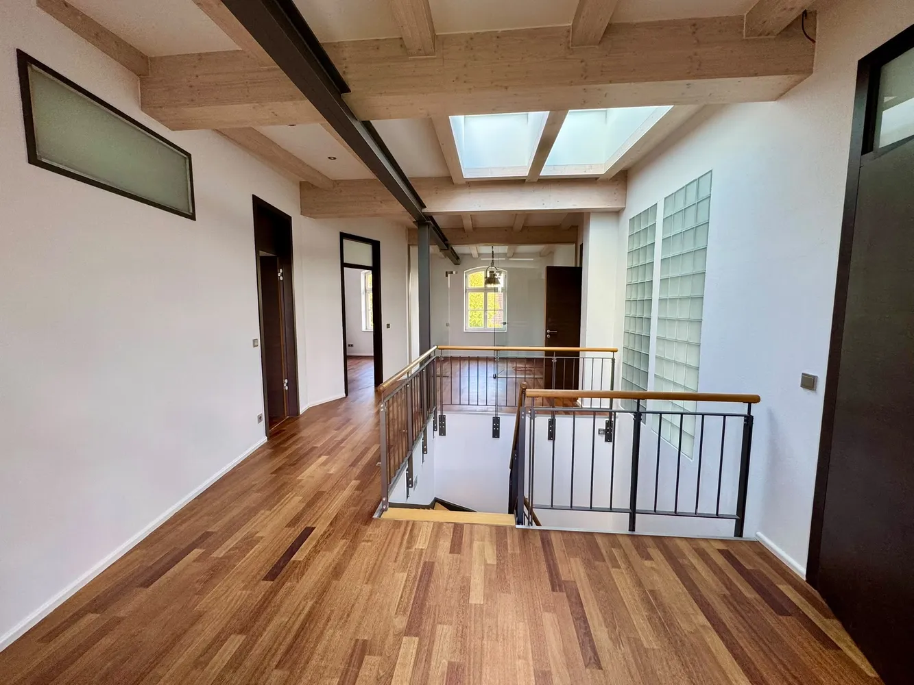 5 Zimmer Haus mit 250 m² in Berlin – Bild 4