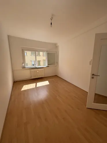 3 Zimmer Wohnung mit 74 m² in Stuttgart – Bild 2