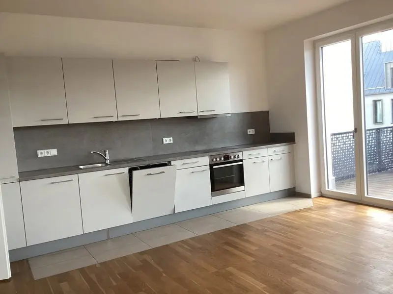 3 Zimmer Wohnung mit 83 m² in Berlin – Bild 2