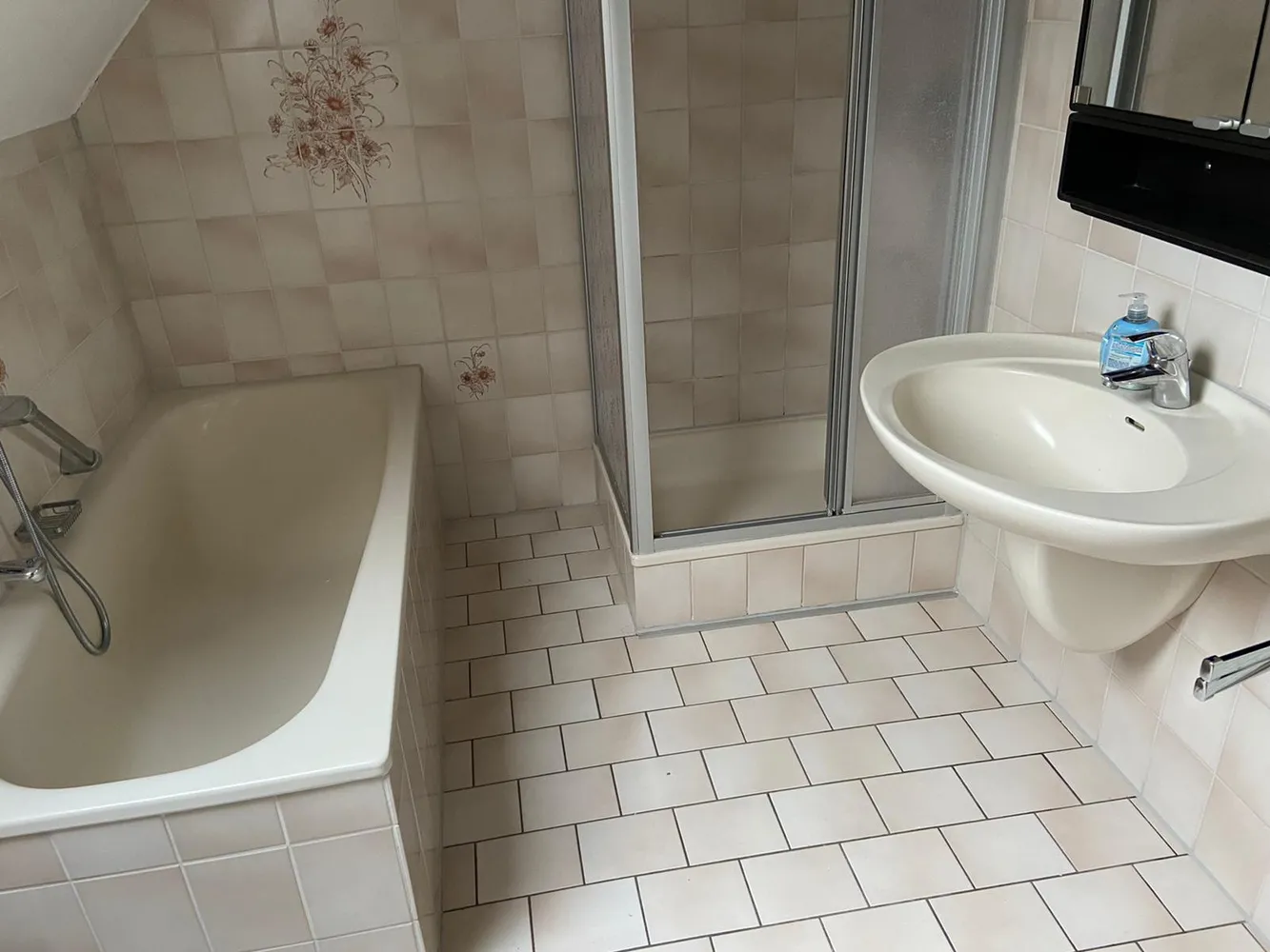 4 Zimmer Wohnung mit 114 m² in Langenfeld – Bild 10