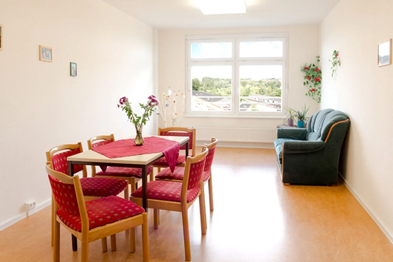 2 room apartment with 31 m² in Neubrandenburg – Photo 2