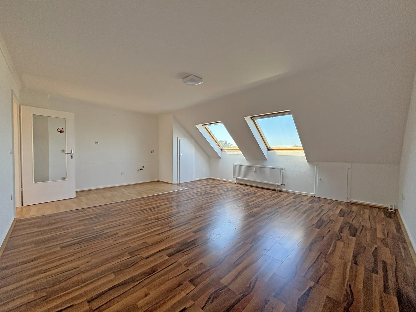 2 Zimmer Wohnung mit 60 m² in Duisburg – Bild 2