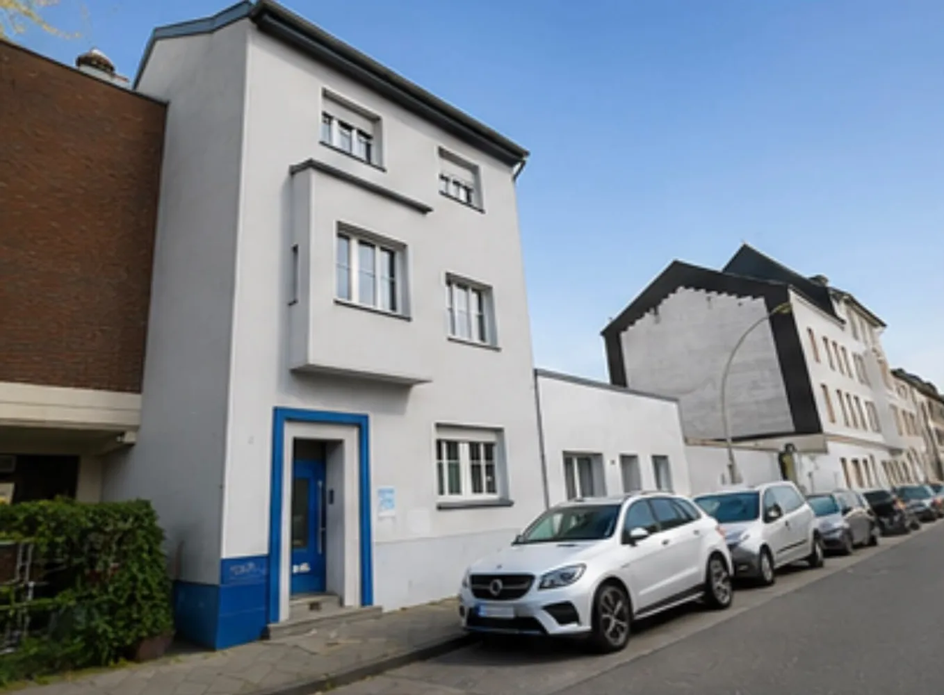 22 Zimmer Haus mit 375 m² in Mönchengladbach – Bild 1