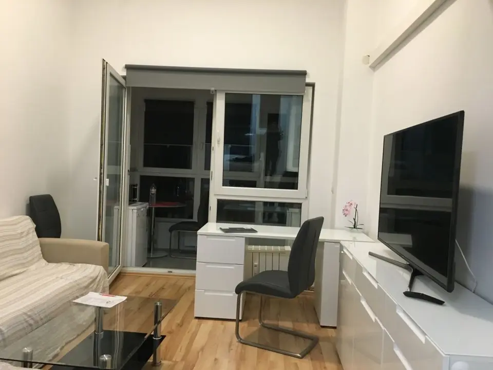 2 Zimmer Wohnung mit 35 m² in Köln – Bild 1