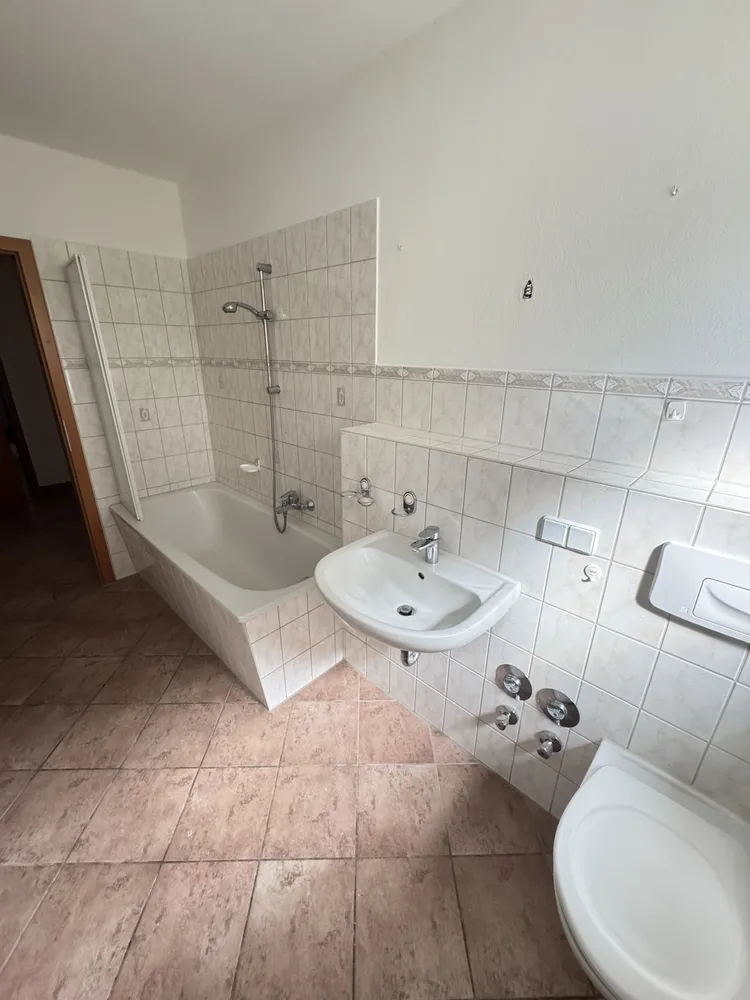 2 Zimmer Wohnung mit 87 m² in Chemnitz – Bild 7