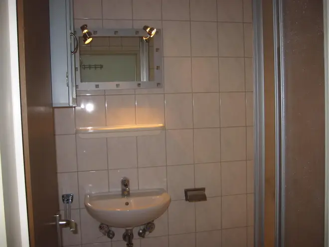 80 room apartment with 28 m² in Saarbrücken – Photo 4