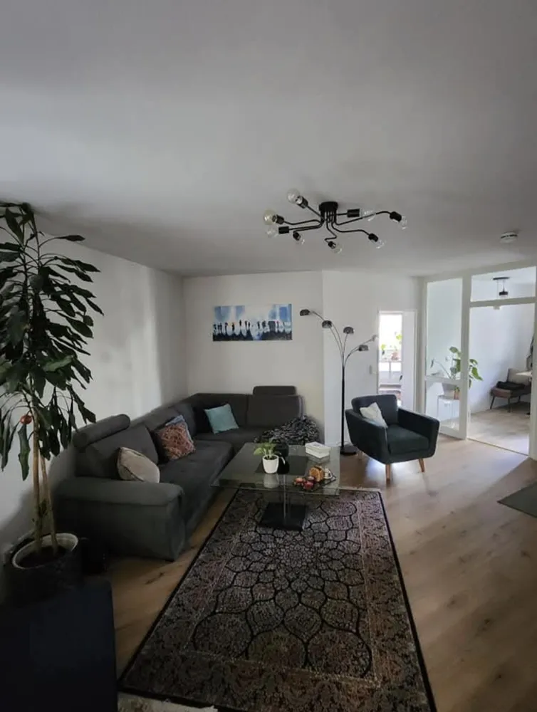 2 Zimmer Wohnung mit 85 m² in Berlin – Bild 2